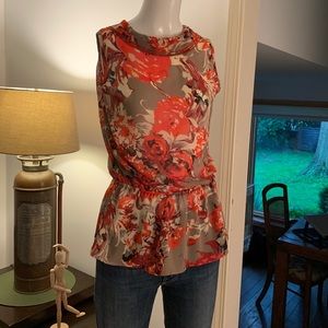 Pleione sleeveless top (flower theme).